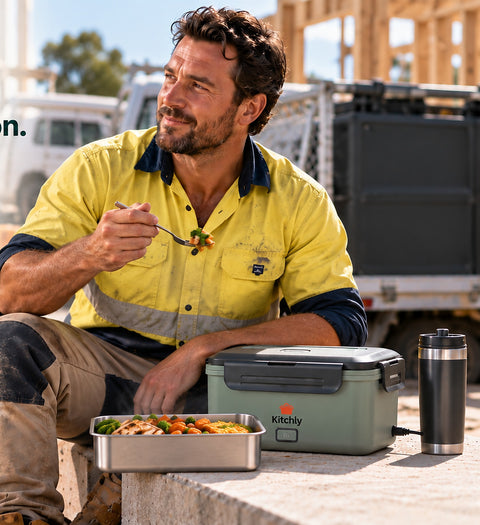Tradesman enjoying a hot Kitchly lunch at an Australian worksite